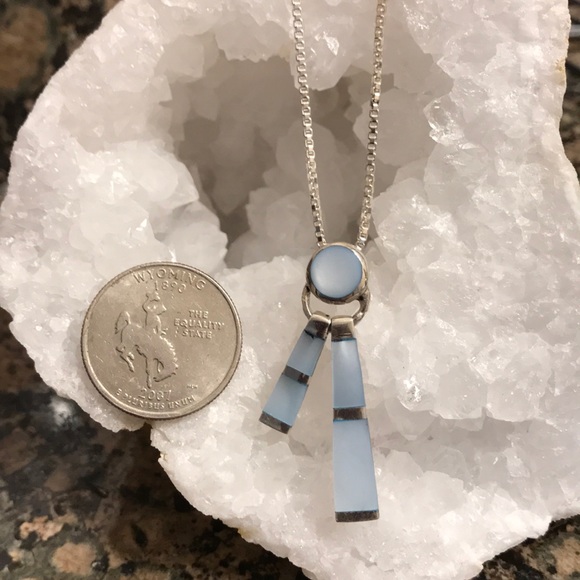 STERLING SILVER BLUE MUSSEL SHELL PENDANT NIB - Picture 3 of 4